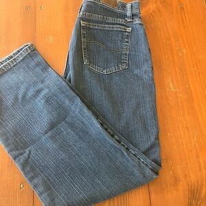 Lee Relaxed Straight Leg Jeans – Size 10 Medium – Excellent Condition